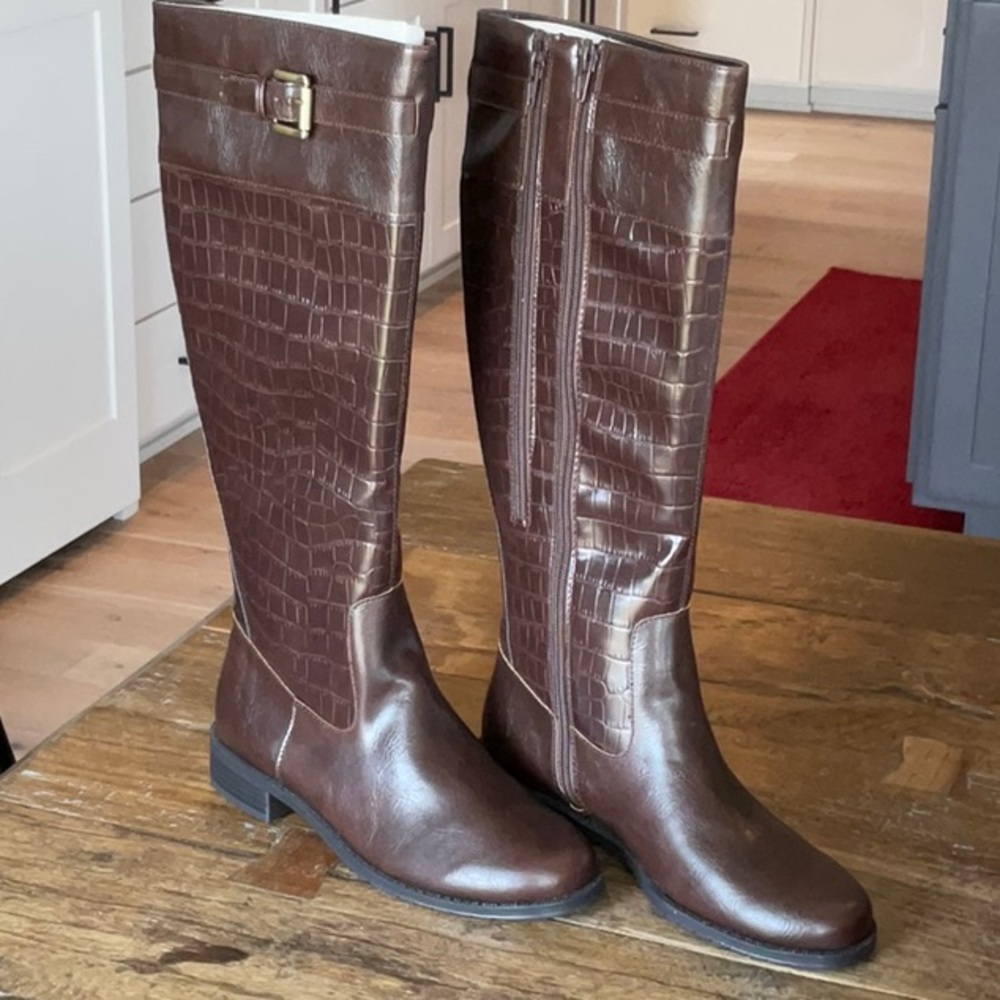A2 Aerosoles Brown Textured Riding style boots